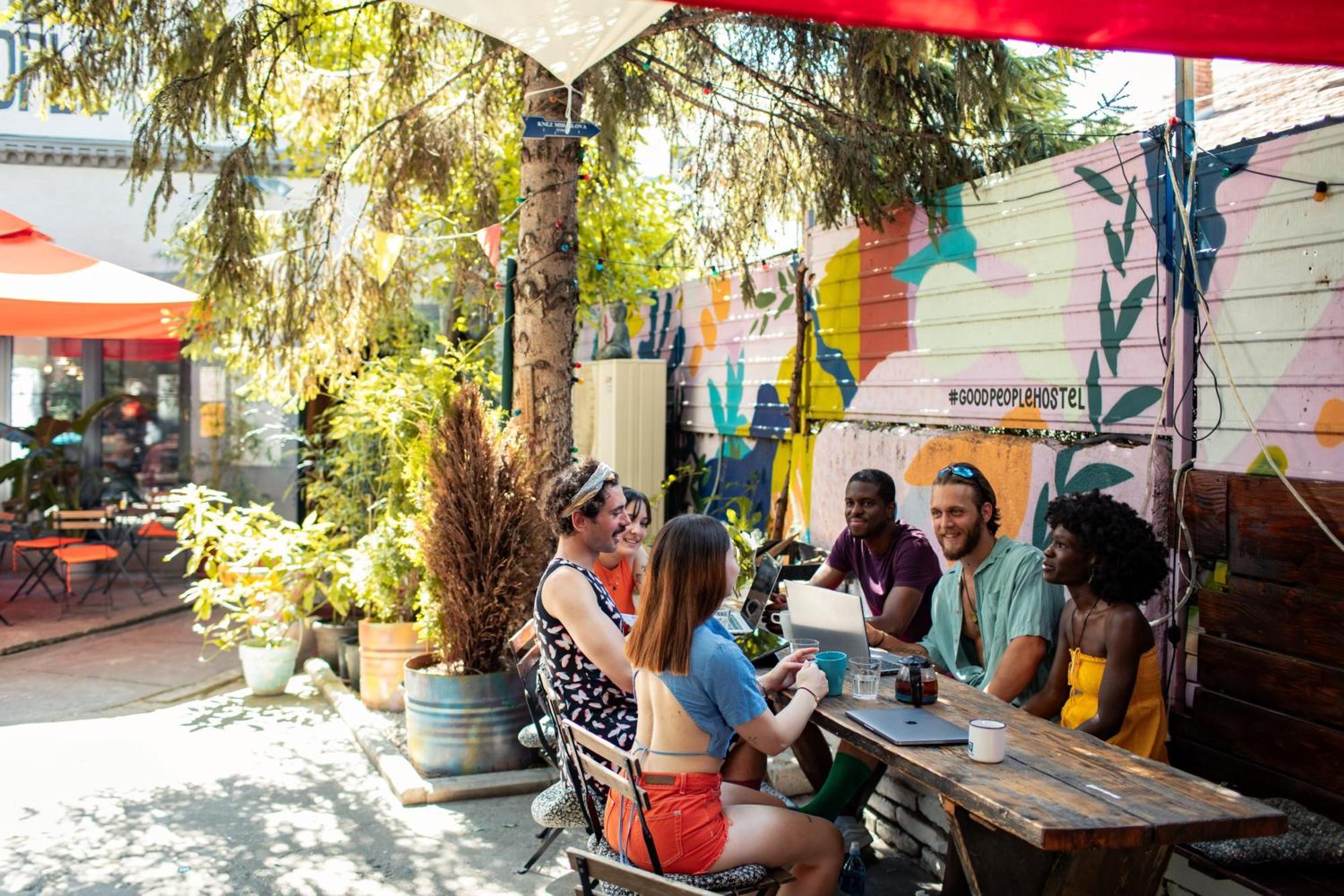 Good People Design Hostel Beograd Ngoại thất bức ảnh